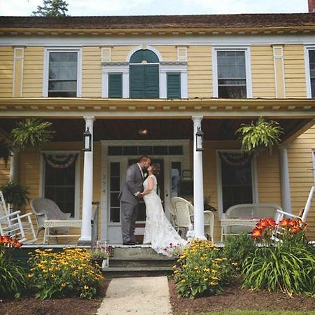 Van Winkle Inn Greenville Exterior photo